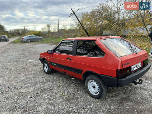 ВАЗ 2108 1989 у Новом Буге на Automoto.ua Червоний ВАЗ 2108, об'ємом двигуна 1.3 л та пробігом 150 тис. км за 1300 $, фото 2 на Automoto.ua