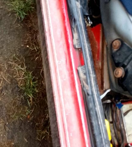 Красный ВАЗ 2108, объемом двигателя 13 л и пробегом 250 тыс. км за 500 $, фото 2 на Automoto.ua