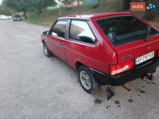 Красный ВАЗ 2108, объемом двигателя 1.5 л и пробегом 30 тыс. км за 1100 $, фото 1 на Automoto.ua