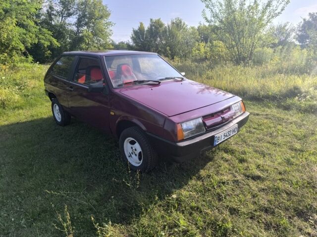 Красный ВАЗ 2108, объемом двигателя 1.3 л и пробегом 30 тыс. км за 1000 $, фото 2 на Automoto.ua