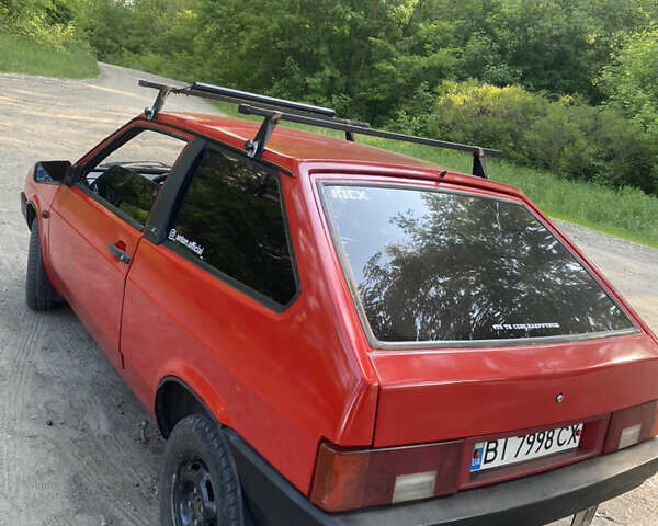Красный ВАЗ 2108, объемом двигателя 1.29 л и пробегом 150 тыс. км за 1300 $, фото 6 на Automoto.ua