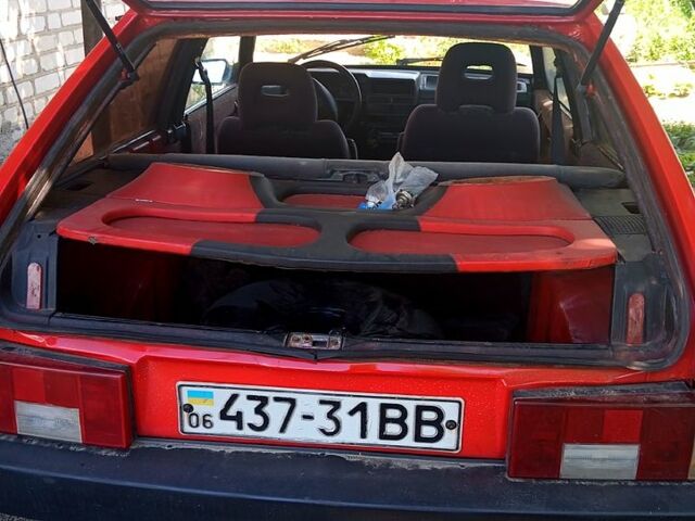 Красный ВАЗ 2108, объемом двигателя 1.5 л и пробегом 76 тыс. км за 850 $, фото 1 на Automoto.ua