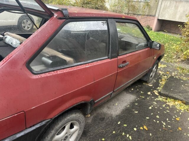 ВАЗ 2108 1989 у Львові на Automoto.ua Червоний ВАЗ 2108, об'ємом двигуна 1.3 л та пробігом 317 тис. км за 900 $, фото 11 на Automoto.ua