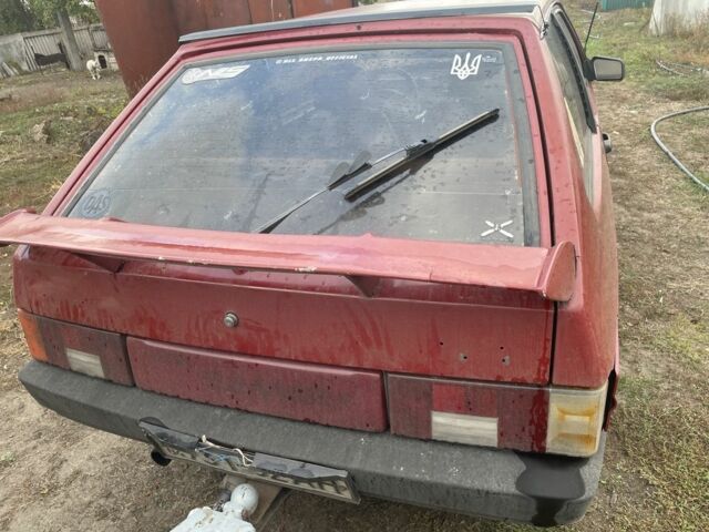 Красный ВАЗ 2108, объемом двигателя 1.6 л и пробегом 180 тыс. км за 1199 $, фото 4 на Automoto.ua