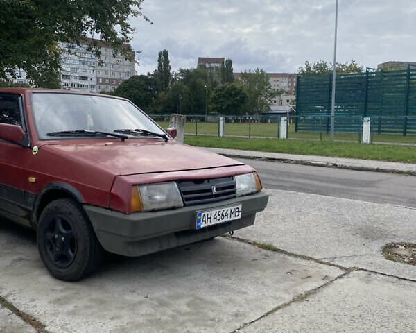 Красный ВАЗ 2108, объемом двигателя 1.29 л и пробегом 120 тыс. км за 750 $, фото 4 на Automoto.ua