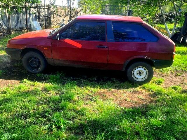 Красный ВАЗ 2108, объемом двигателя 1.5 л и пробегом 420 тыс. км за 850 $, фото 3 на Automoto.ua