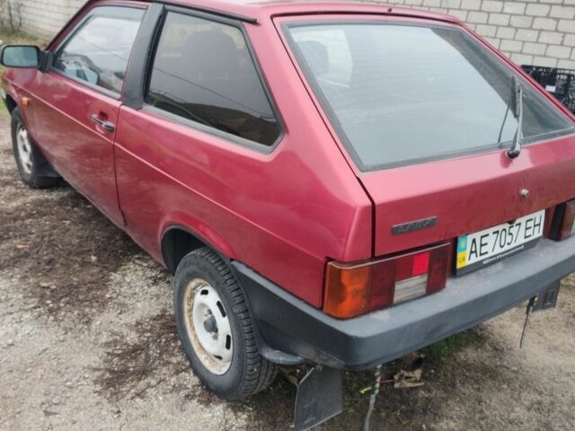 Красный ВАЗ 2108, объемом двигателя 1.5 л и пробегом 282 тыс. км за 1700 $, фото 1 на Automoto.ua