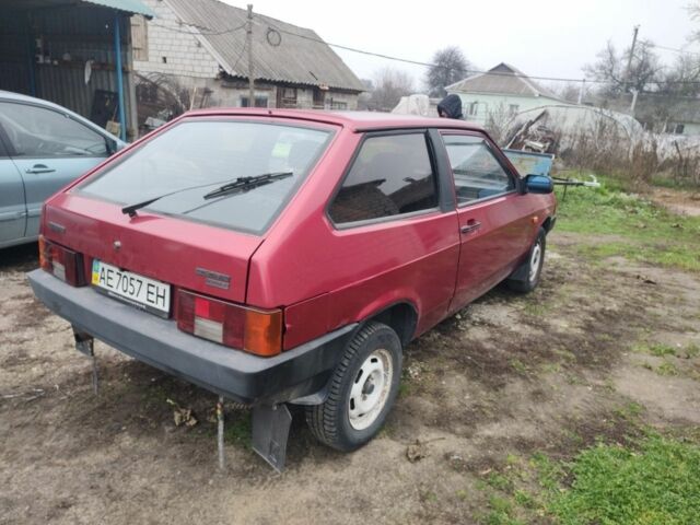 Красный ВАЗ 2108, объемом двигателя 1.5 л и пробегом 282 тыс. км за 1700 $, фото 4 на Automoto.ua