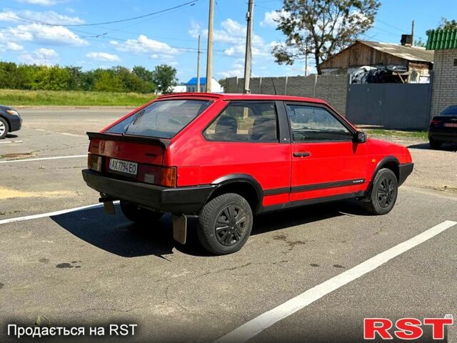 Красный ВАЗ 2108, объемом двигателя 1.3 л и пробегом 448 тыс. км за 1400 $, фото 4 на Automoto.ua