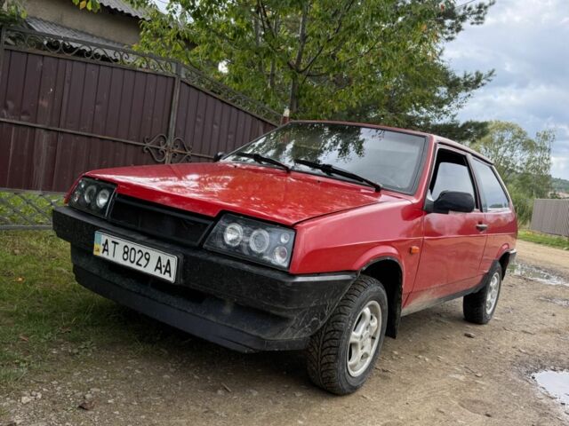 Красный ВАЗ 2108, объемом двигателя 1.3 л и пробегом 93 тыс. км за 1100 $, фото 3 на Automoto.ua