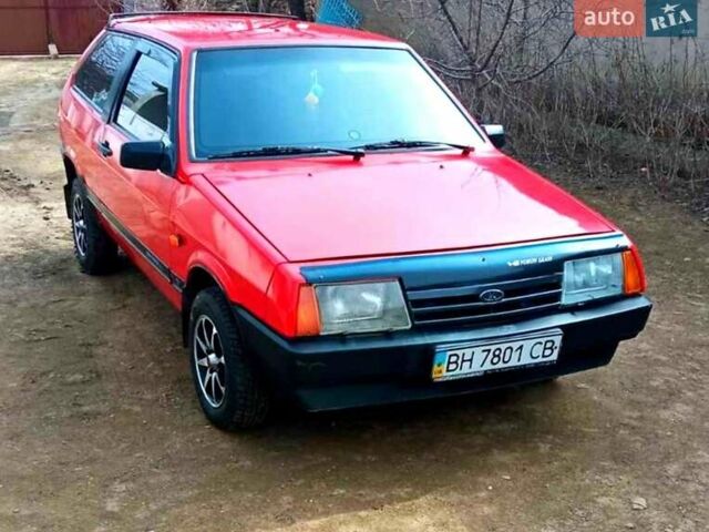 Красный ВАЗ 2108, объемом двигателя 1.3 л и пробегом 100 тыс. км за 1300 $, фото 3 на Automoto.ua