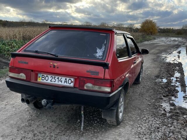 ВАЗ 2108 1990 в Тернополе на Automoto.ua Красный ВАЗ 2108, объемом двигателя 1.3 л и пробегом 3 тыс. км за 750 $, фото 3 на Automoto.ua