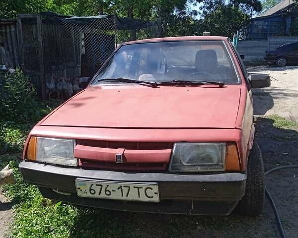 ВАЗ 2108 1990 в Томашполе на Automoto.ua Красный ВАЗ 2108, объемом двигателя 1.29 л и пробегом 333 тыс. км за 758 $, фото 8 на Automoto.ua