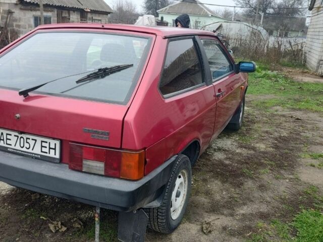 Красный ВАЗ 2108, объемом двигателя 1.5 л и пробегом 282 тыс. км за 1700 $, фото 6 на Automoto.ua