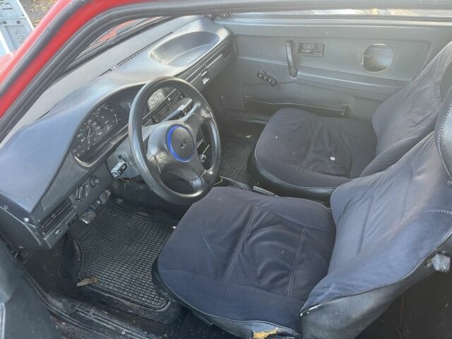 ВАЗ 2108 1990 в Фастове на Automoto.ua Красный ВАЗ 2108, объемом двигателя 0 л и пробегом 111 тыс. км за 450 $, фото 3 на Automoto.ua