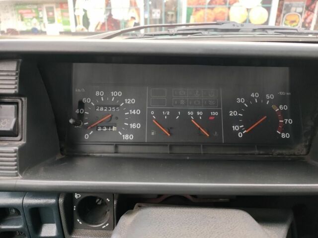 Красный ВАЗ 2108, объемом двигателя 1.5 л и пробегом 282 тыс. км за 1700 $, фото 8 на Automoto.ua