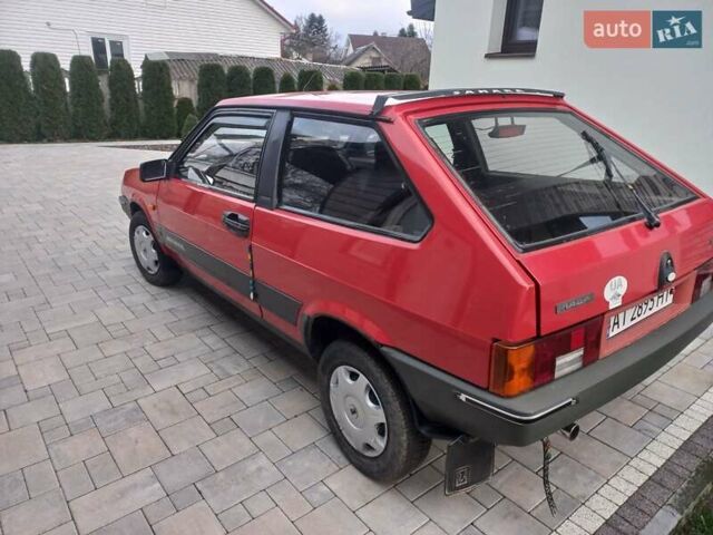 Красный ВАЗ 2108, объемом двигателя 1.5 л и пробегом 100 тыс. км за 798 $, фото 4 на Automoto.ua