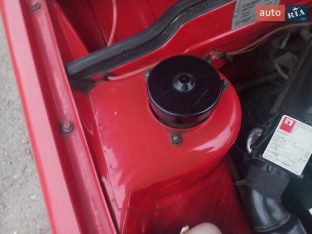Красный ВАЗ 2108, объемом двигателя 1.5 л и пробегом 100 тыс. км за 950 $, фото 2 на Automoto.ua