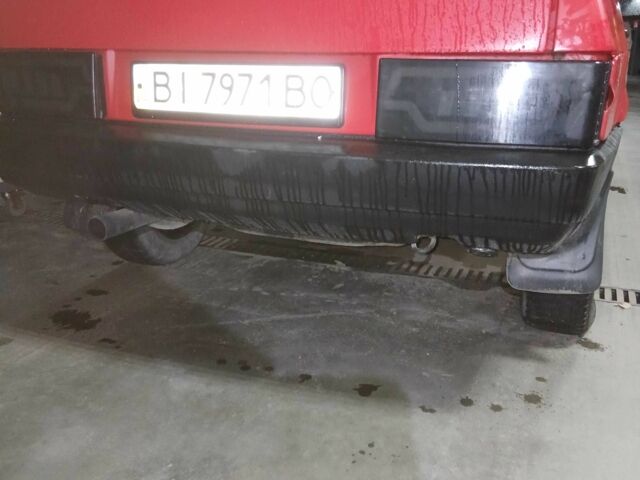 Красный ВАЗ 2108, объемом двигателя 1.3 л и пробегом 2 тыс. км за 900 $, фото 2 на Automoto.ua