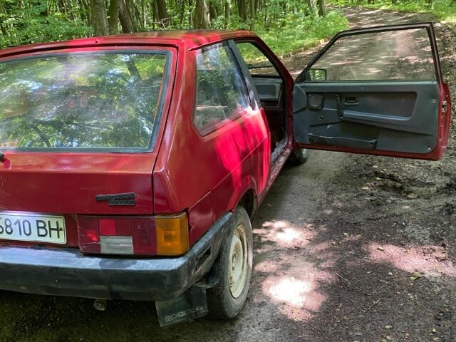 Красный ВАЗ 2108, объемом двигателя 1.5 л и пробегом 76 тыс. км за 550 $, фото 1 на Automoto.ua