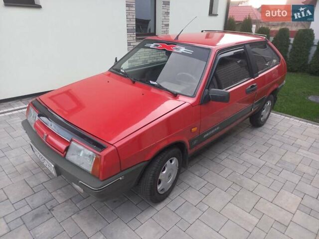 Красный ВАЗ 2108, объемом двигателя 1.5 л и пробегом 100 тыс. км за 798 $, фото 2 на Automoto.ua