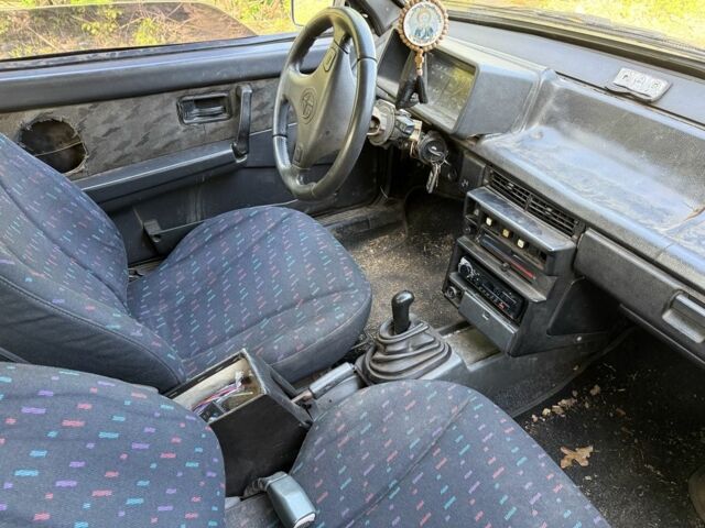 Красный ВАЗ 2108, объемом двигателя 0 л и пробегом 3 тыс. км за 239 $, фото 3 на Automoto.ua