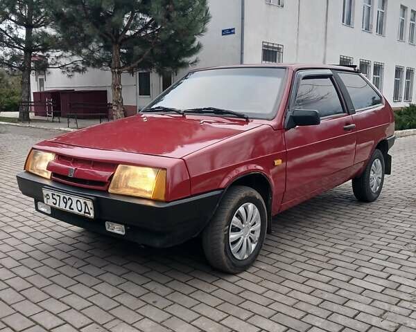 Красный ВАЗ 2108, объемом двигателя 1.1 л и пробегом 100 тыс. км за 1150 $, фото 1 на Automoto.ua