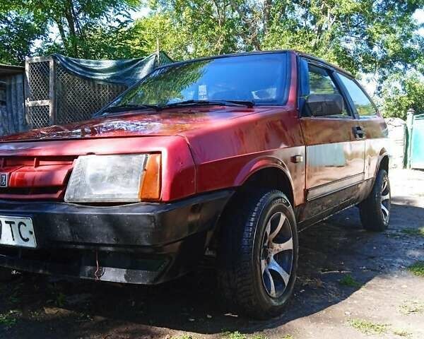 ВАЗ 2108 1990 в Томашполе на Automoto.ua Красный ВАЗ 2108, объемом двигателя 1.29 л и пробегом 333 тыс. км за 758 $, фото 5 на Automoto.ua