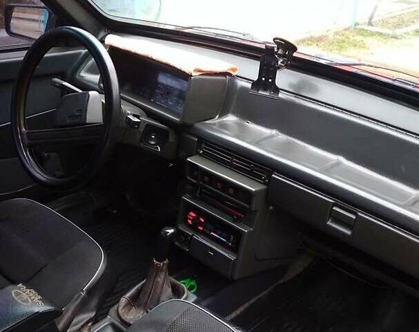 Красный ВАЗ 2108, объемом двигателя 1.3 л и пробегом 100 тыс. км за 1300 $, фото 2 на Automoto.ua