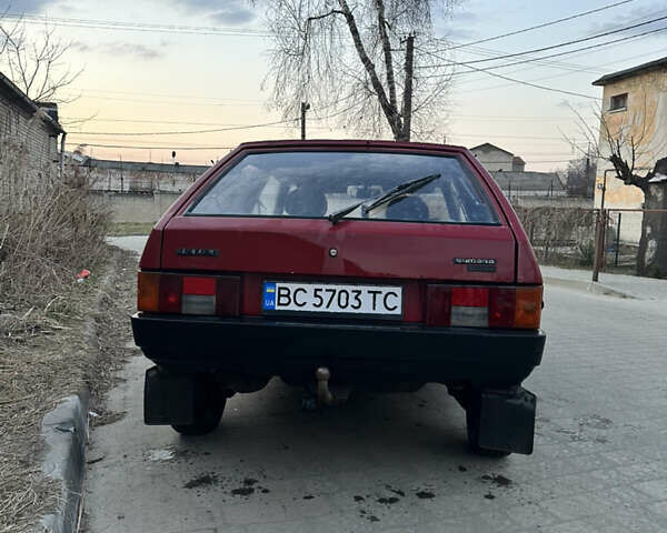 Красный ВАЗ 2108, объемом двигателя 1.5 л и пробегом 300 тыс. км за 1000 $, фото 6 на Automoto.ua