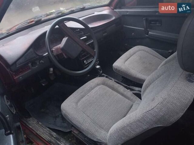 Красный ВАЗ 2108, объемом двигателя 1.3 л и пробегом 111 тыс. км за 440 $, фото 1 на Automoto.ua