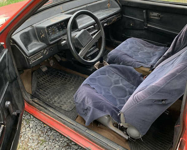 Красный ВАЗ 2108, объемом двигателя 0 л и пробегом 77 тыс. км за 690 $, фото 4 на Automoto.ua