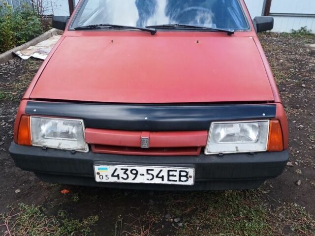 Красный ВАЗ 2108, объемом двигателя 1.3 л и пробегом 200 тыс. км за 1038 $, фото 7 на Automoto.ua