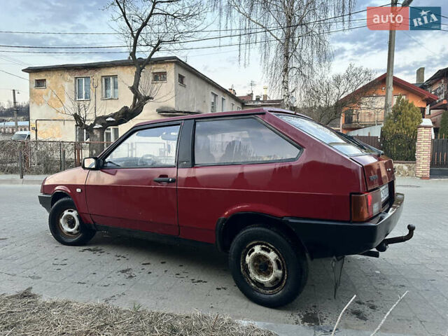 Красный ВАЗ 2108, объемом двигателя 1.5 л и пробегом 300 тыс. км за 1000 $, фото 5 на Automoto.ua