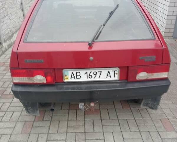 Красный ВАЗ 2108, объемом двигателя 1.5 л и пробегом 100 тыс. км за 1350 $, фото 2 на Automoto.ua
