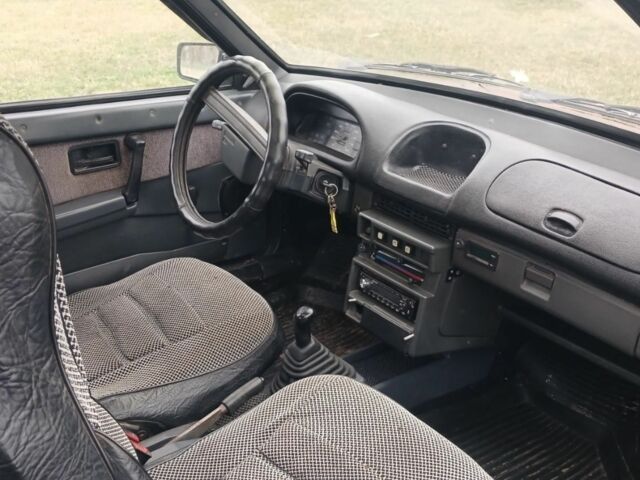 Красный ВАЗ 2108, объемом двигателя 1.3 л и пробегом 73 тыс. км за 852 $, фото 5 на Automoto.ua