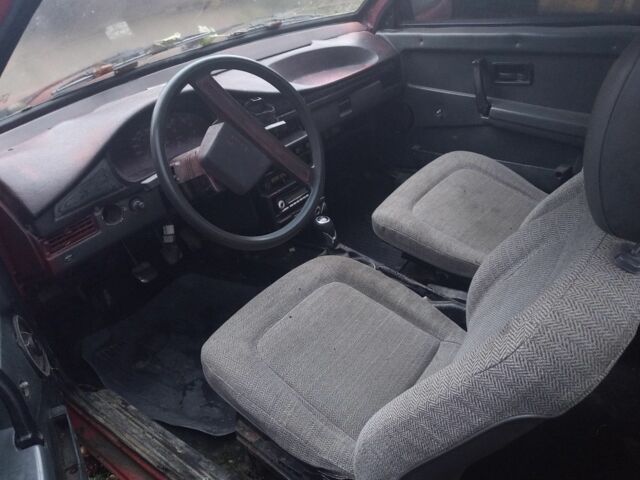 Красный ВАЗ 2108, объемом двигателя 1.3 л и пробегом 111 тыс. км за 440 $, фото 2 на Automoto.ua