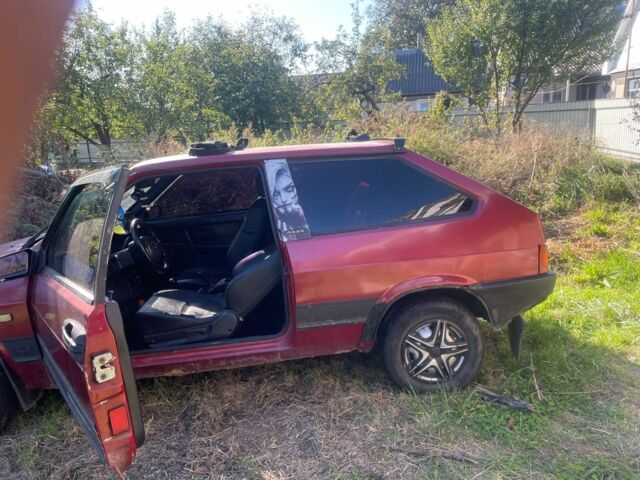 ВАЗ 2108 1991 в Житомире на Automoto.ua Красный ВАЗ 2108, объемом двигателя 1.3 л и пробегом 500 тыс. км за 360 $, фото 1 на Automoto.ua