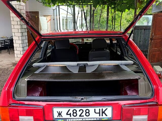 Красный ВАЗ 2108, объемом двигателя 1.5 л и пробегом 222 тыс. км за 900 $, фото 6 на Automoto.ua