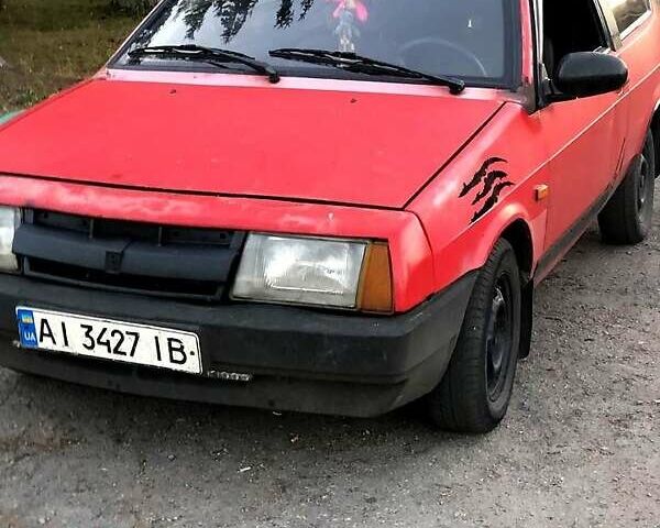 Красный ВАЗ 2108, объемом двигателя 1.3 л и пробегом 70 тыс. км за 600 $, фото 1 на Automoto.ua