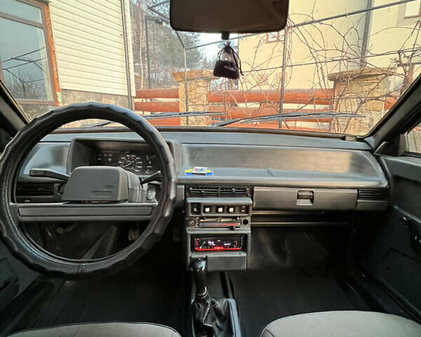 Красный ВАЗ 2108, объемом двигателя 1.1 л и пробегом 220 тыс. км за 1350 $, фото 3 на Automoto.ua