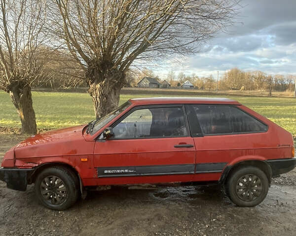 Красный ВАЗ 2108, объемом двигателя 0 л и пробегом 90 тыс. км за 650 $, фото 2 на Automoto.ua