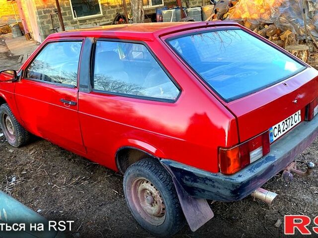 Красный ВАЗ 2108, объемом двигателя 1.3 л и пробегом 250 тыс. км за 650 $, фото 3 на Automoto.ua