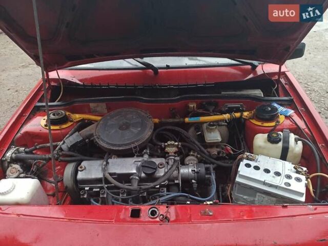 Красный ВАЗ 2108, объемом двигателя 1.3 л и пробегом 94 тыс. км за 599 $, фото 2 на Automoto.ua