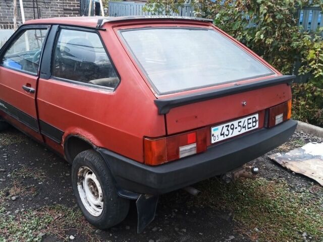 Красный ВАЗ 2108, объемом двигателя 1.3 л и пробегом 200 тыс. км за 1038 $, фото 3 на Automoto.ua