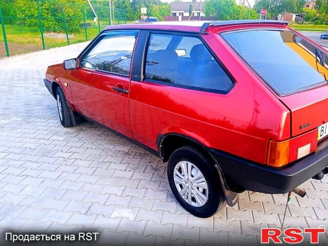 Красный ВАЗ 2108, объемом двигателя 1.3 л и пробегом 180 тыс. км за 1200 $, фото 6 на Automoto.ua