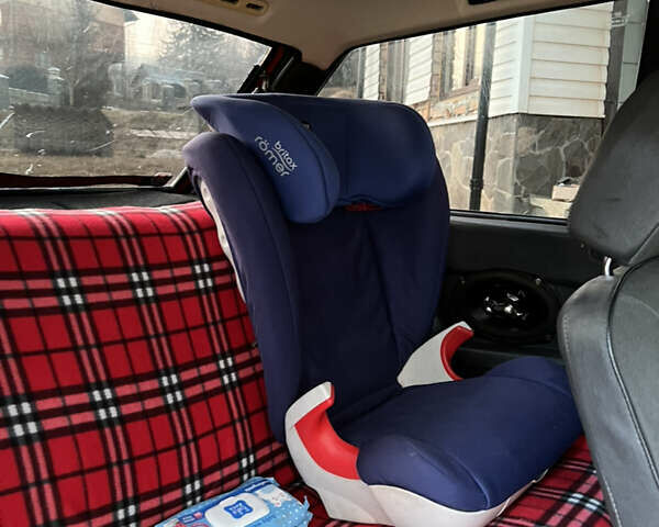 Красный ВАЗ 2108, объемом двигателя 1.1 л и пробегом 220 тыс. км за 1350 $, фото 27 на Automoto.ua