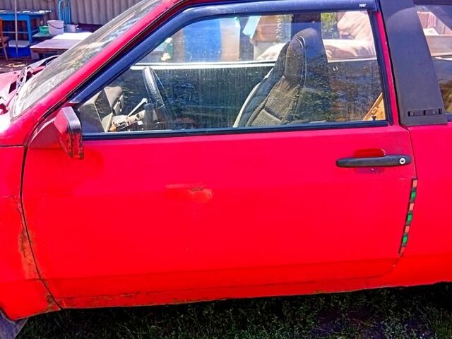 Красный ВАЗ 2108, объемом двигателя 1.3 л и пробегом 200 тыс. км за 500 $, фото 4 на Automoto.ua