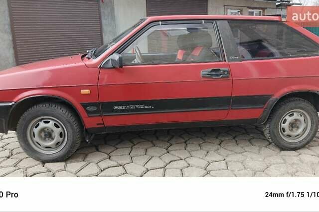 Красный ВАЗ 2108, объемом двигателя 1.5 л и пробегом 252 тыс. км за 1450 $, фото 2 на Automoto.ua