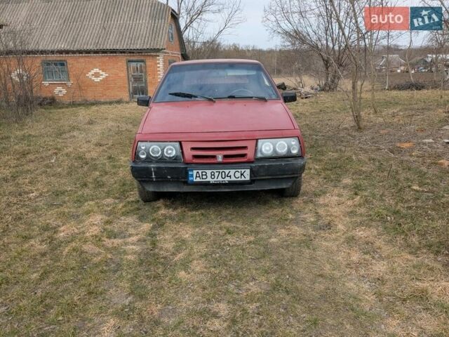 Красный ВАЗ 2108, объемом двигателя 1.5 л и пробегом 200 тыс. км за 650 $, фото 5 на Automoto.ua